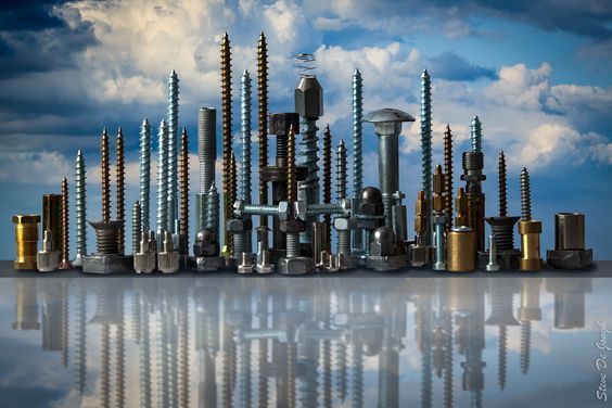 🔩 ۹ روش طلایی برای تبلیغات پیچ و مهره ساختمانی و افزایش فروش در بازار رقابتی